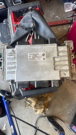 BMW 2011-2012 528i engine computer module
