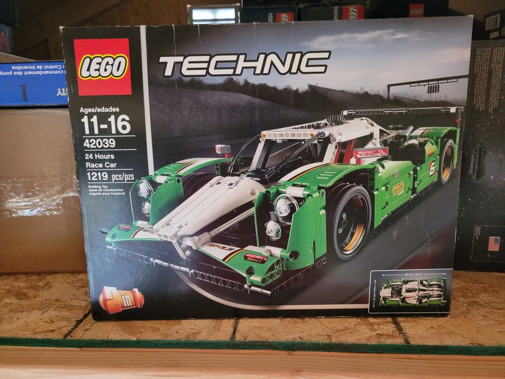 Lego Technic 24Hrs Race Car 42039