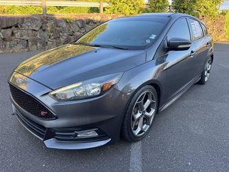 2018 Ford Focus ST