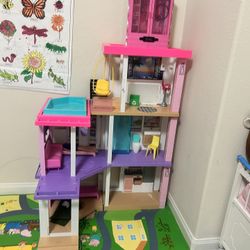Barbie House 