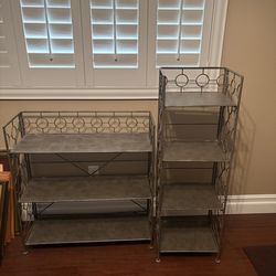 Metal shelving set