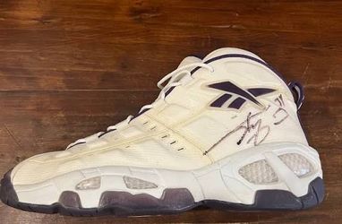 Shack shoe signed and everything