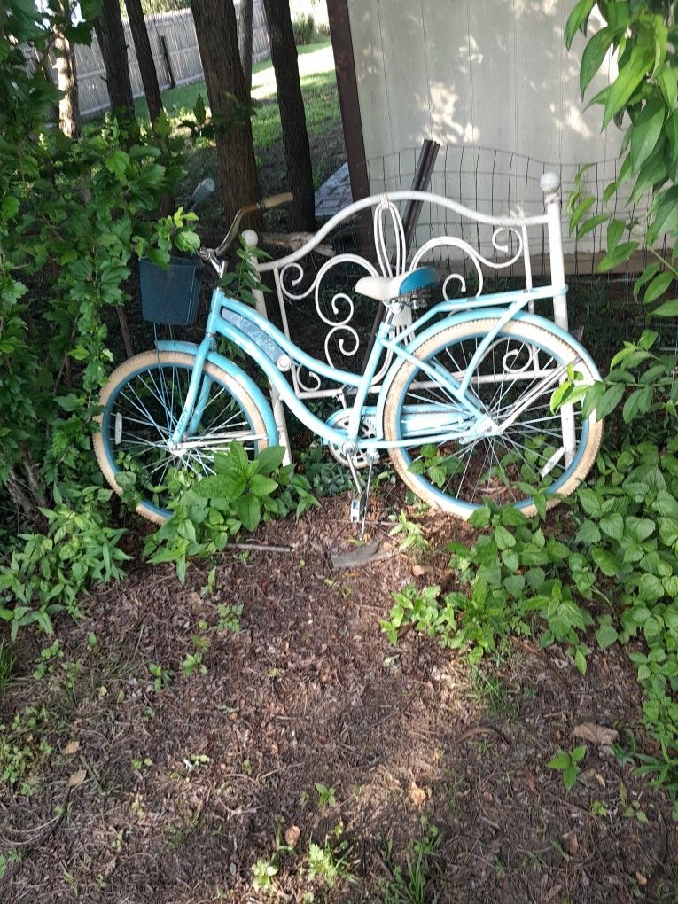 Women's Huffy Bike