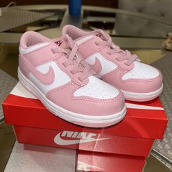 Nike kids shoes size 10