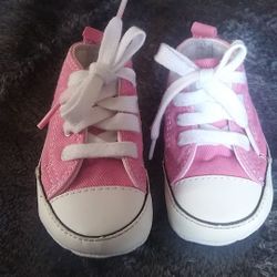 baby girl Converse All Star