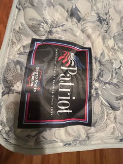Full size mattress and boxspring