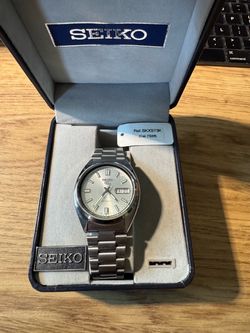 Seiko SNXS73K watch