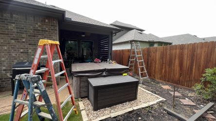 Jacuzzi Metal Porch 
