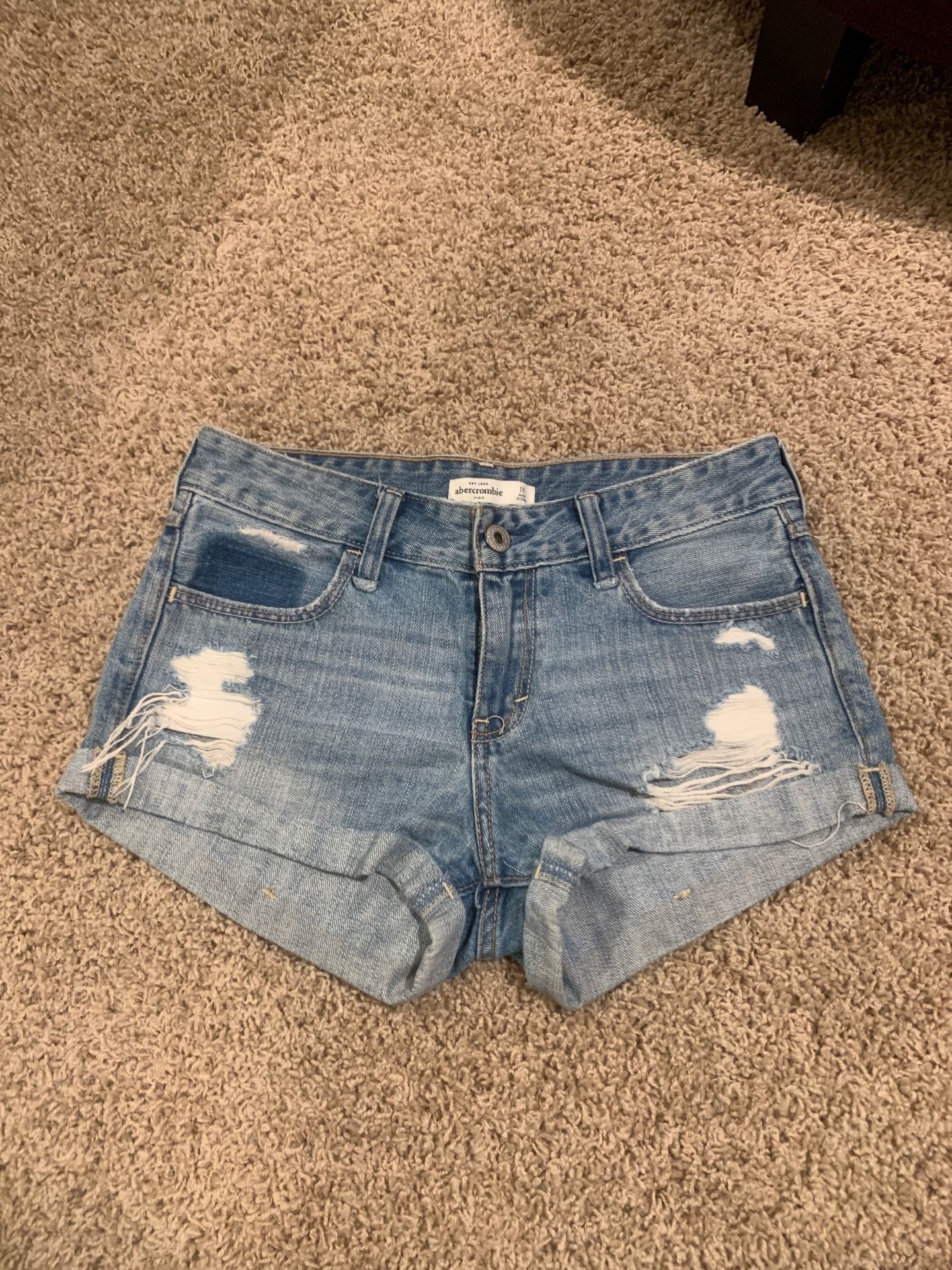 Abercombie kids shorts