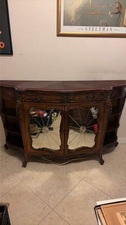 Vintage Ornate French Rococo Mirrored Buffet / Credenza