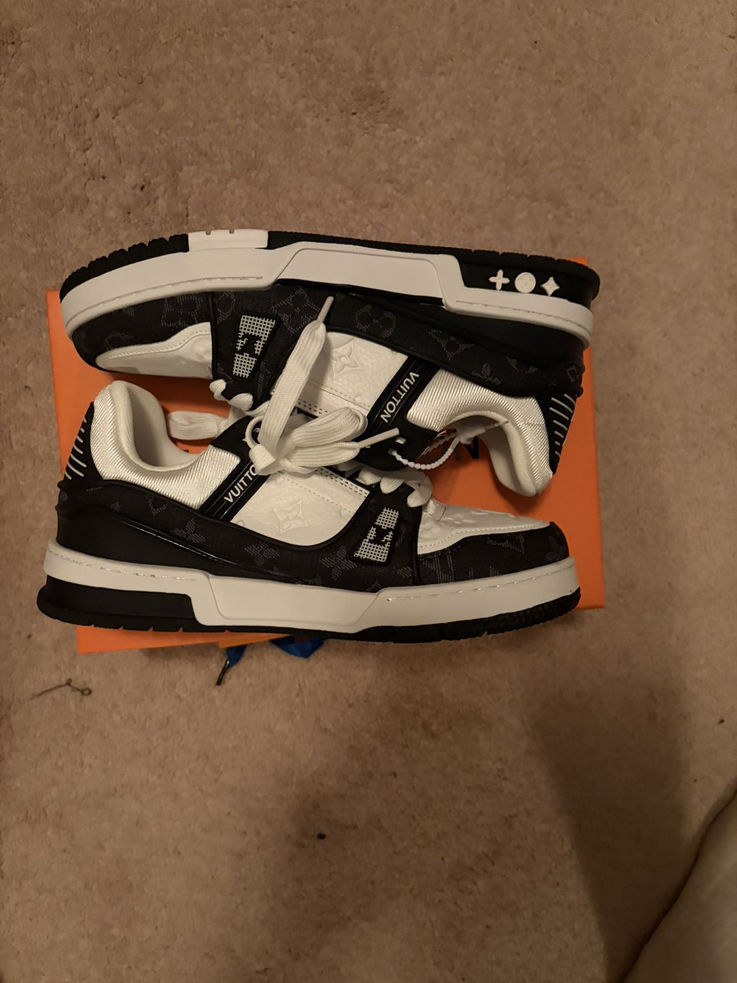 Louis Vuitton LV Trainer Low