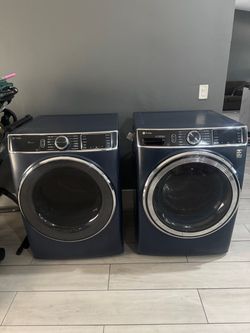 GE WASHER AND DRYER COMBO