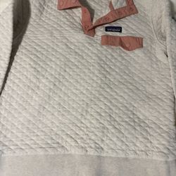 Patagonia cotton quilt snap t pullover