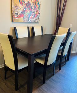 Dining table 36x72 & 6 chairs