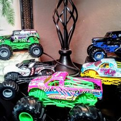 Monster Trucks, Hot Wheels And Matchbox Bundle