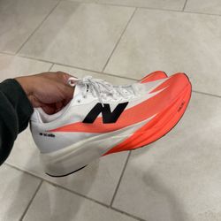 New Balance FuelCell Super Comp Elite V5