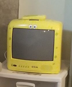SpongeBob SquarePants CRT TV with Remote