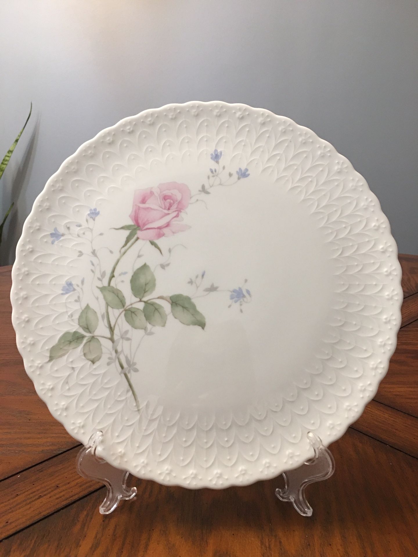 Mikasa Cake Plate