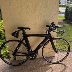 🚴‍♂️ For Sale: Trek Equinox Triathlon / Time Trial Bike 🚴‍♀️