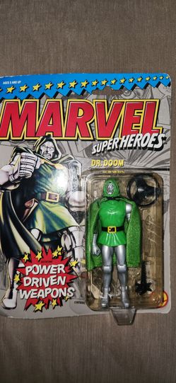 1993 Toybiz Marvel Superheroes Fantastic Four Dr Doom