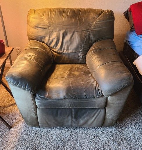 Rocking recliner