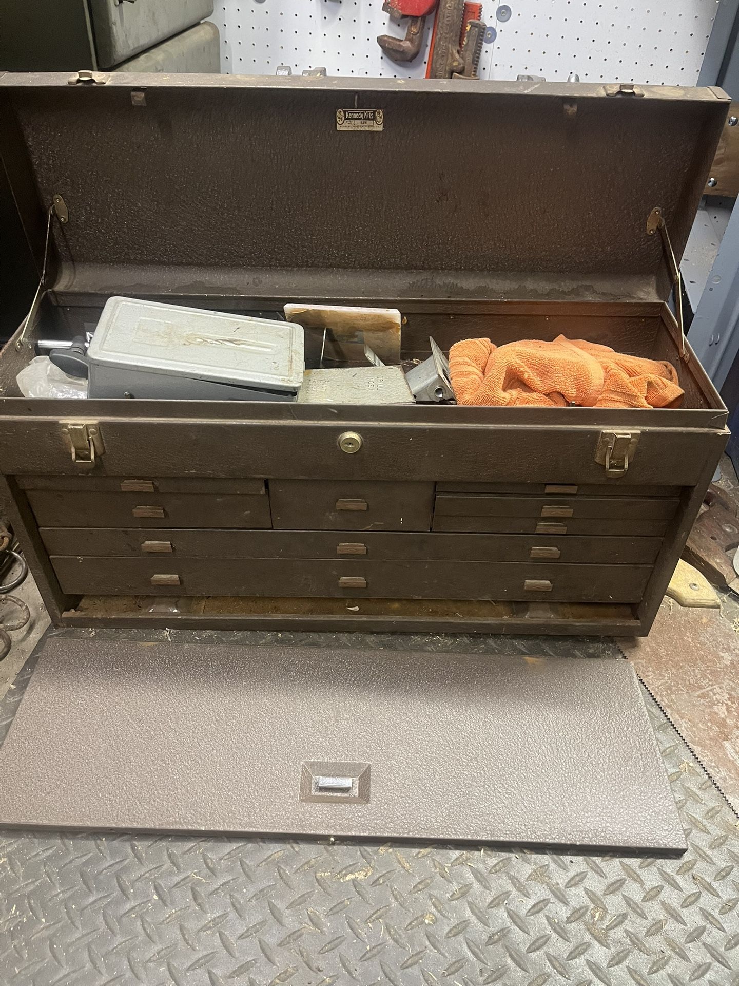 Kenedy Tool Box