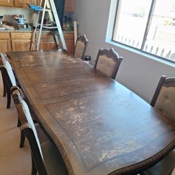 Ashley Brand  DINNING TABLE WITH 6 CHAIRS