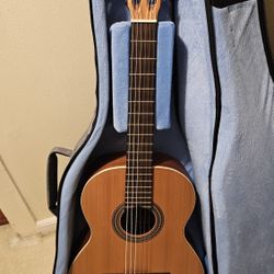 Classical Nylon Guitar Alhambra-Like New