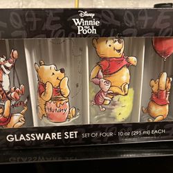 Disney Winnie The Pooh Glass Cup Set
