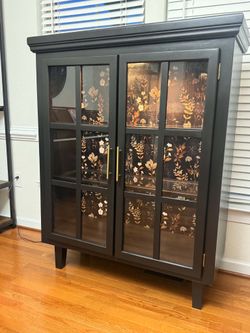 55” Lit Caviar Black Display Hutch – Modern Gold Botanical