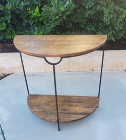 Half-moon Console table