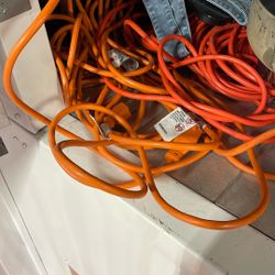 100ft Extension Cord