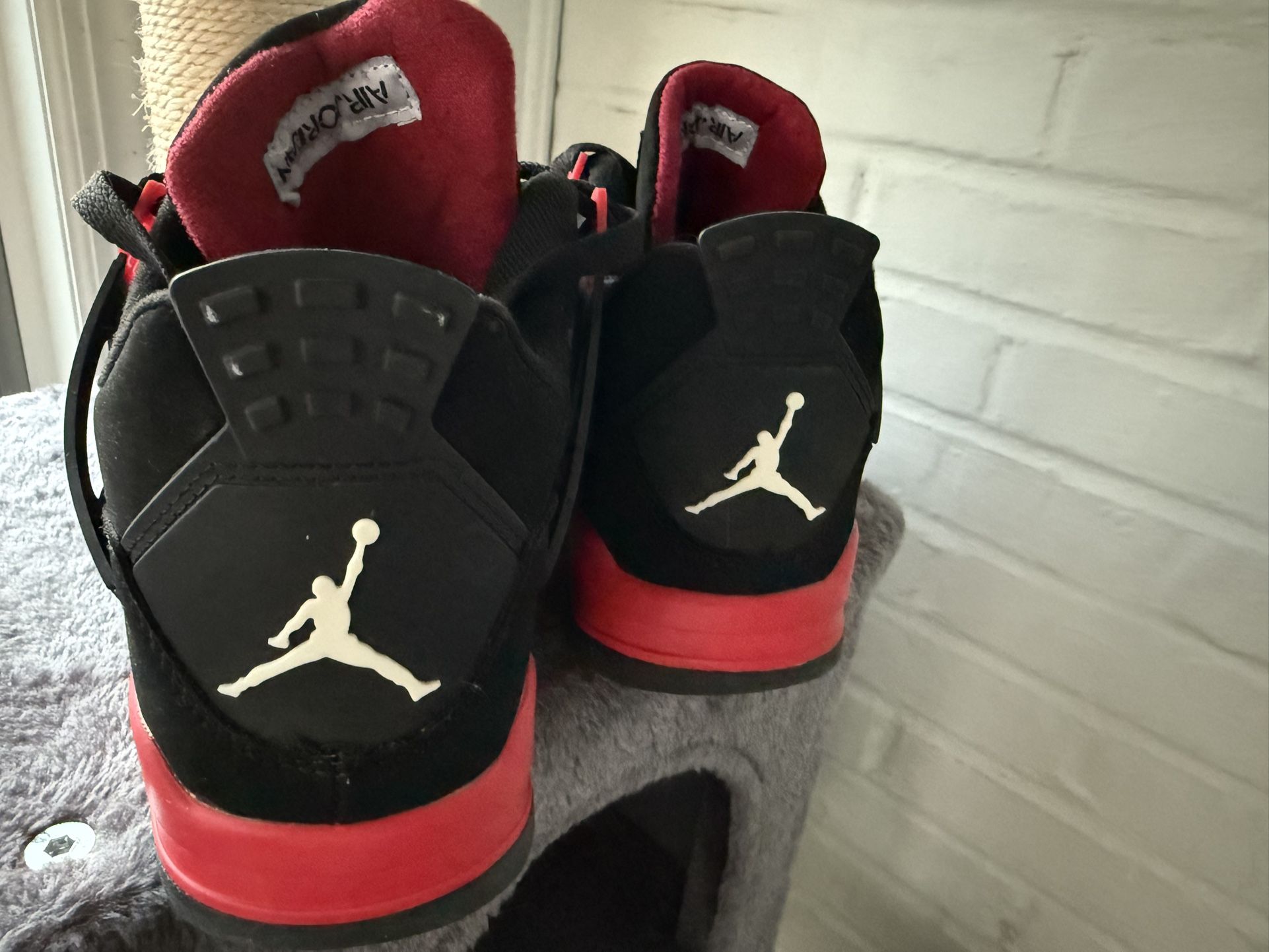 Jordan Retro 4