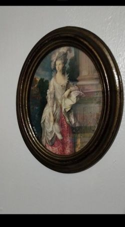 VINTAGE OVAL PICTURE FRAME 8"×6.5" - V50