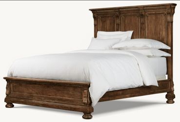 Restoration Hardware Saint James Panel Bed in Antiqued Coffee King Size