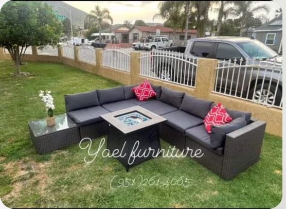 Brand New Patio Outdoor Furniture Set With Fire Pit 