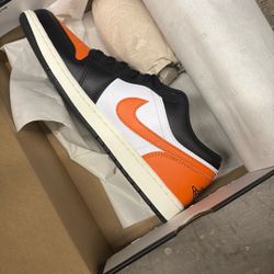 Air Jordan 1 Low 