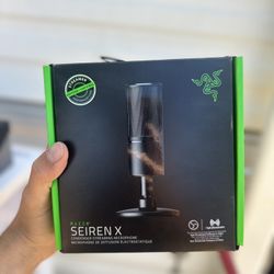 Razer Siren X USB Streaming Microphone - Pro Grade Audio 