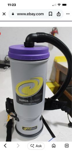 Backpack vacuum