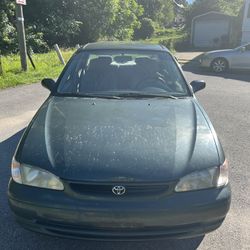 2000 Toyota Corolla