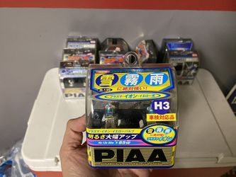 Piaa H3 H4 H7 HB 9005 9006 Bulbs