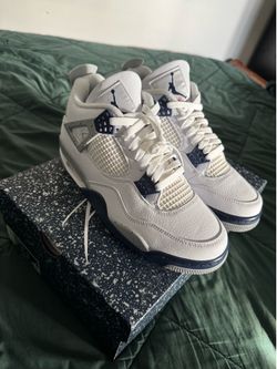 NEW Jordan 4 Midnight Navy Sz 9.5
