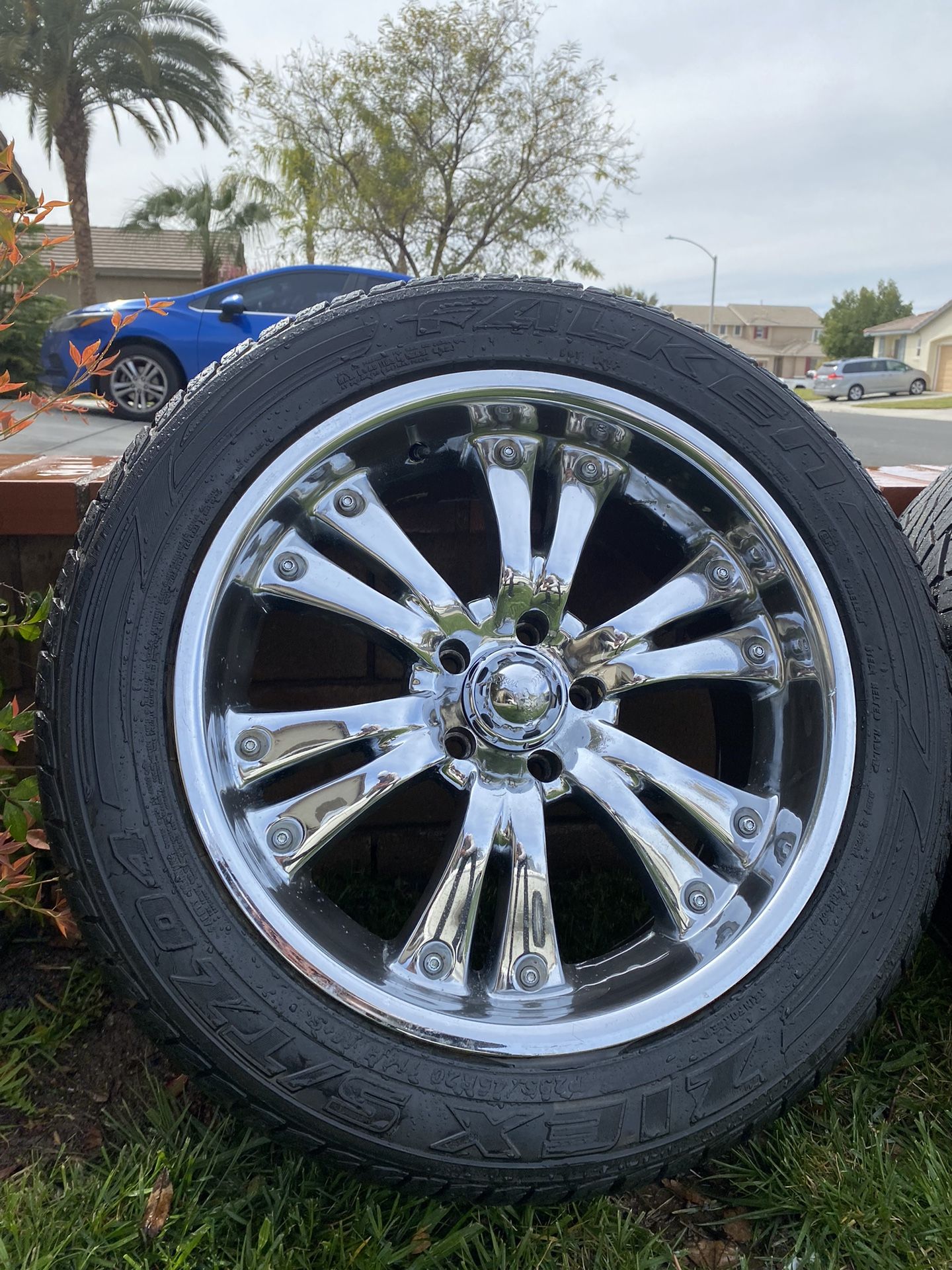 Wheels And Tires ( Llantas Y Rines)
