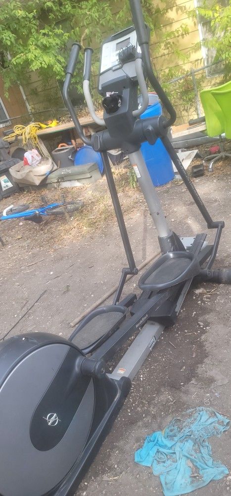 Nordictrack Audio Strider 800 Elliptical