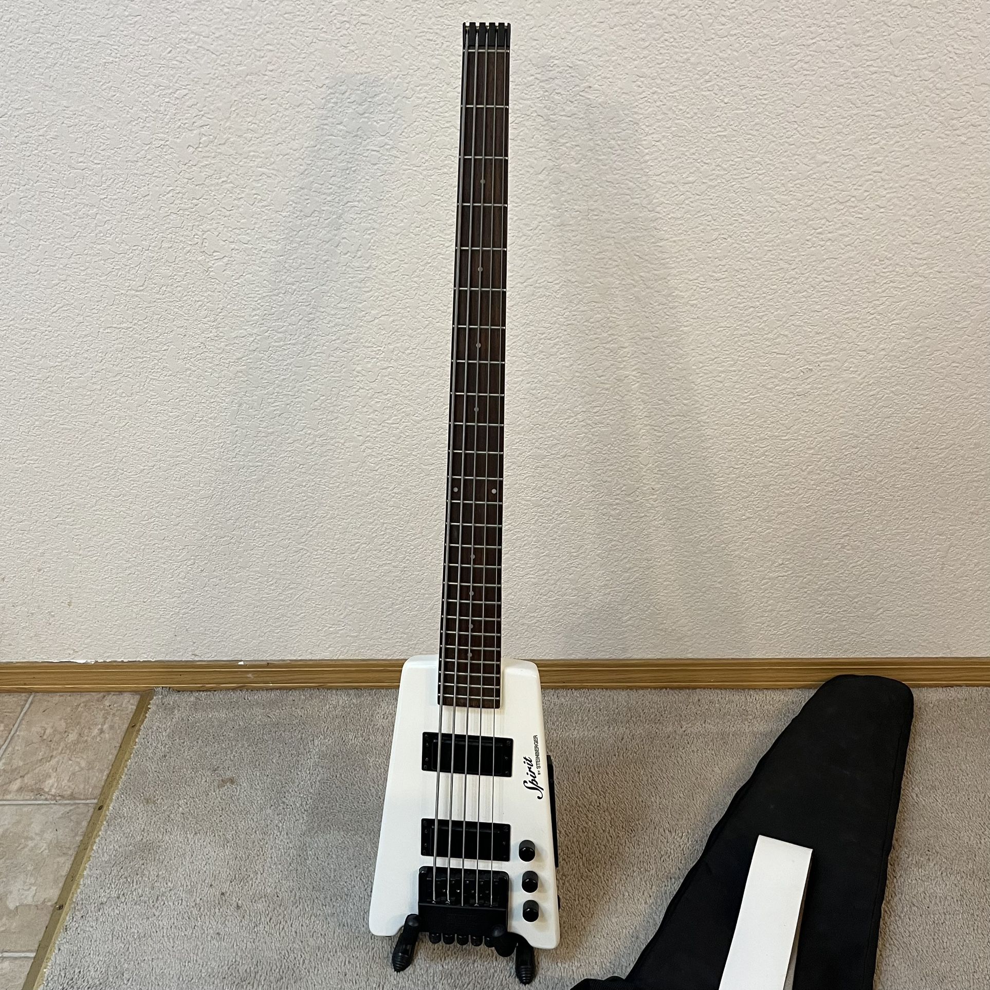 Steinberger Spirit XT-25 5-string headless bass- Travel Bass Guitar 