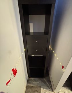 Cube dresser