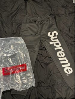 Supreme pants size M