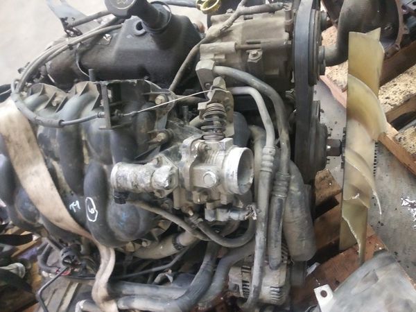 2000 ford f150. 4.2 v6 engine for Sale in Rancho Cucamonga