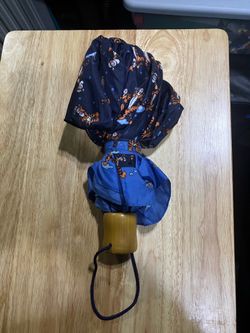 Disney Tigger Folding Umbrella - Wooden Handle