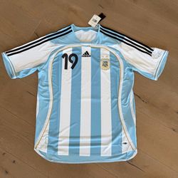 New Adidas Lionel Messi Argentina Men’s Large Authentic 2006 World Cup Jersey